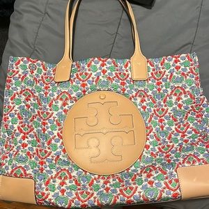 Tote